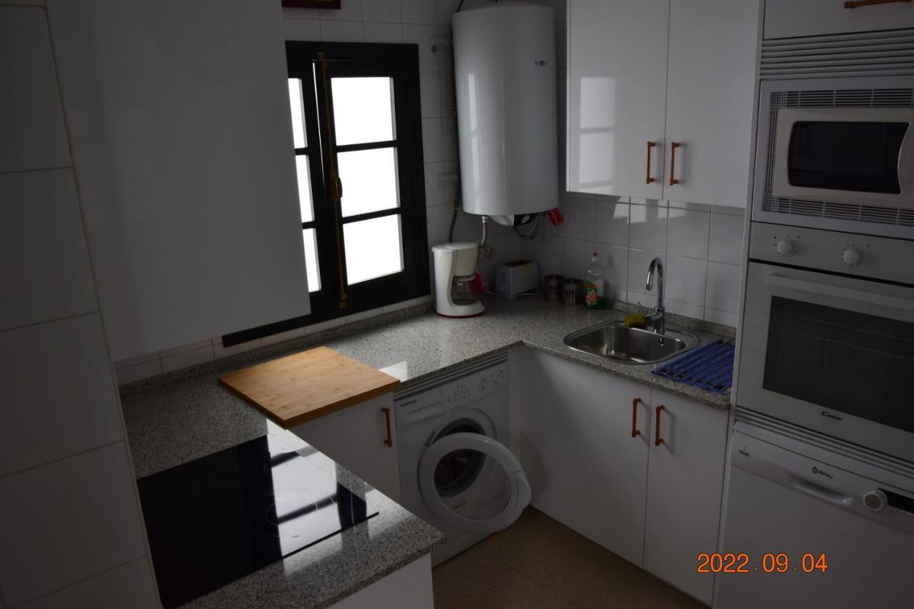 Apartamento muy bien situado en el centro de Cádiz y al lado de la playa Cádis Exterior foto